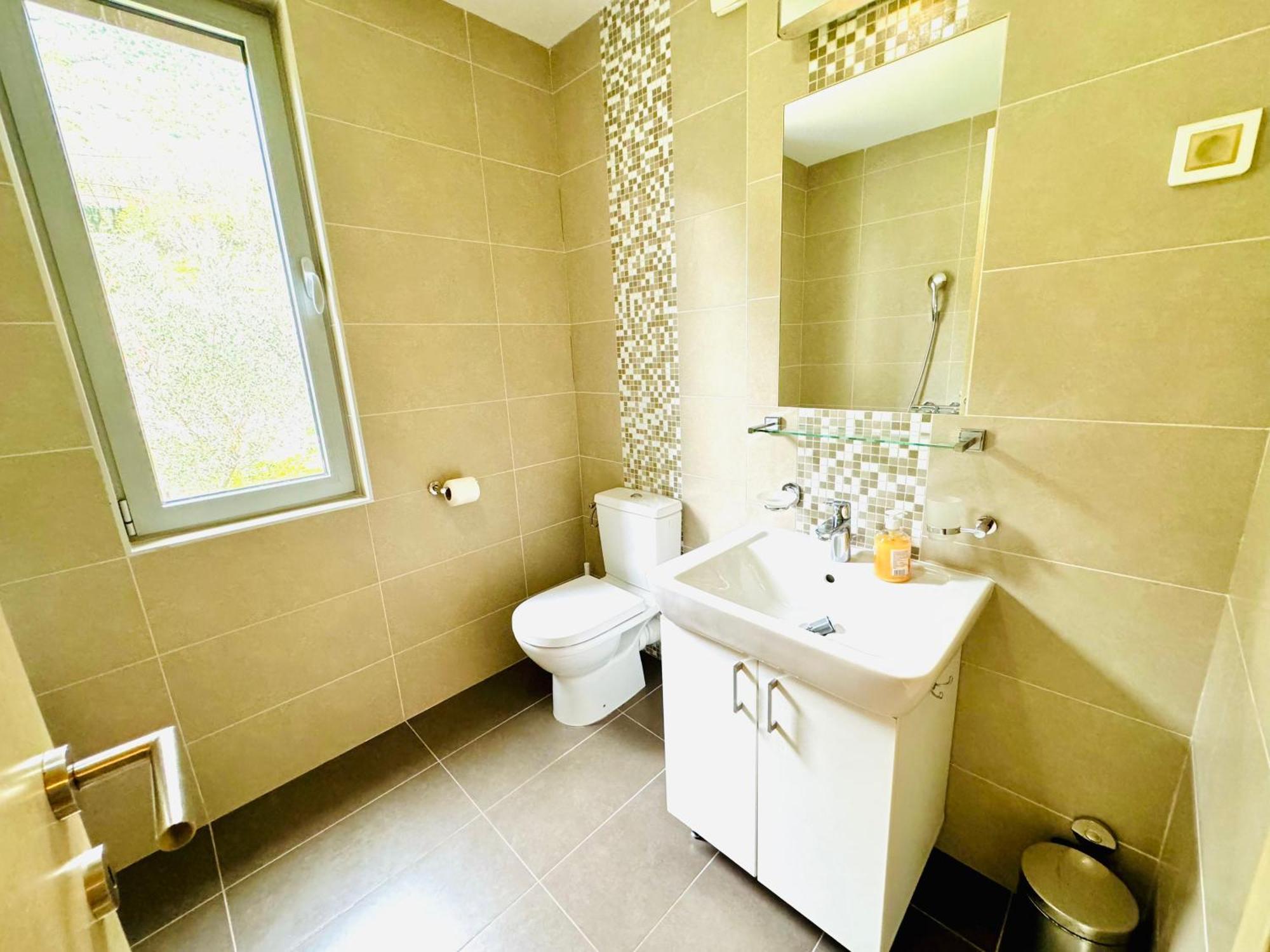 Lavender Bay Apartment C21 Дони-Моринь Экстерьер фото